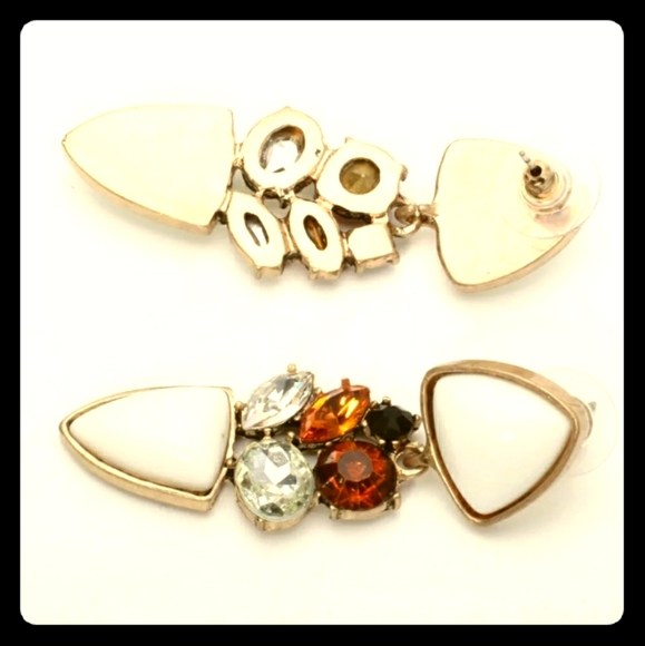 Antiqued Boho Gold Tone Earrings - Picture 2 of 3